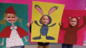 Visage des enfants dans un passe-tête