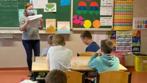 Lecture d'une histoire aux enfants